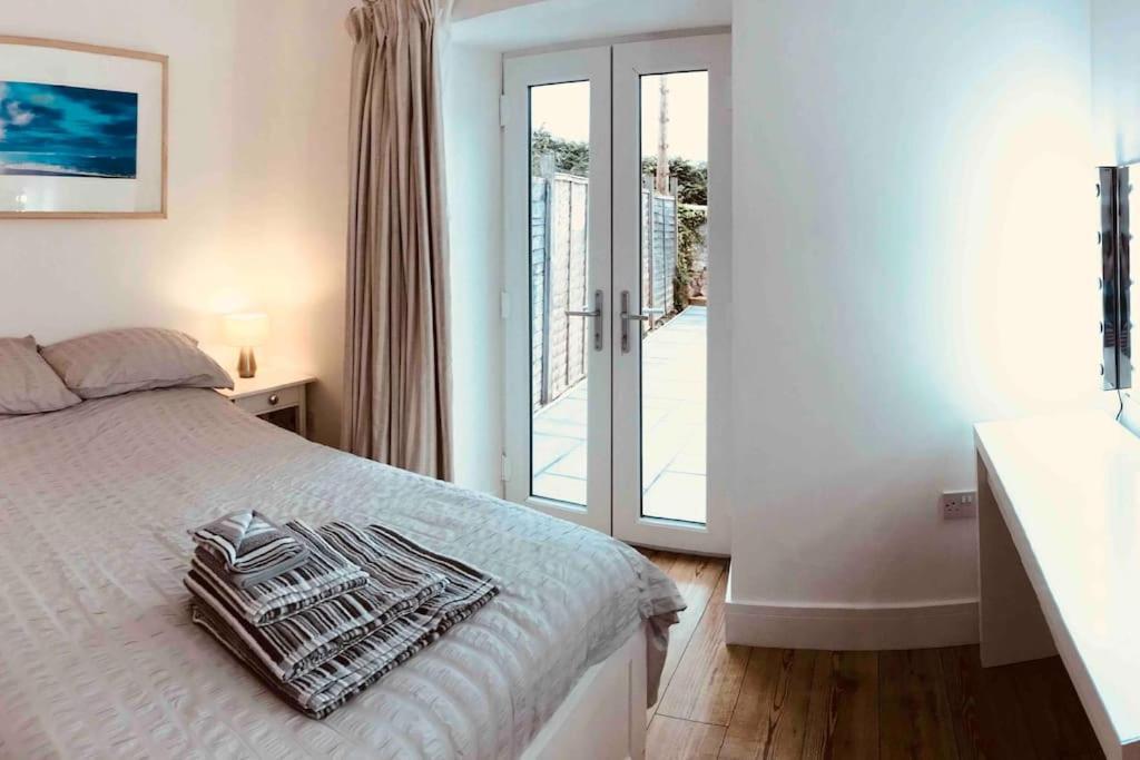 רדרות' Unique Cornish Cottage Conversion Central Location מראה חיצוני תמונה